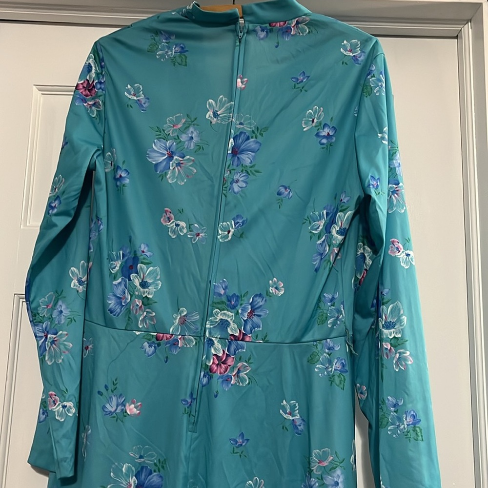 Vintage 80s Montgomery Ward blue floral v-neck dress - Picture 6 of 9